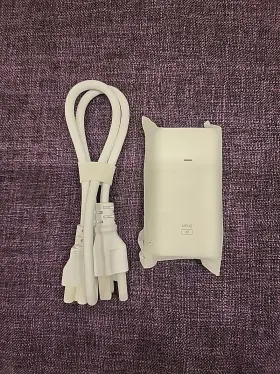Ubiquiti Networks 817882024969 U-poe-af 48vdc 15w Gigabit Poe Injector - White