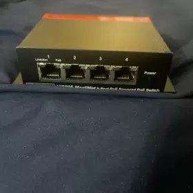 Vi3005 Vigitron 5- Port Poe Switch With Passthrough